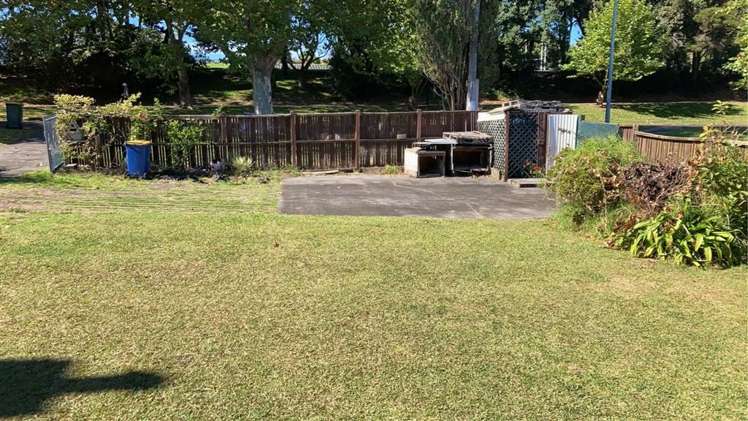 71 Seabrook Avenue New Lynn_1