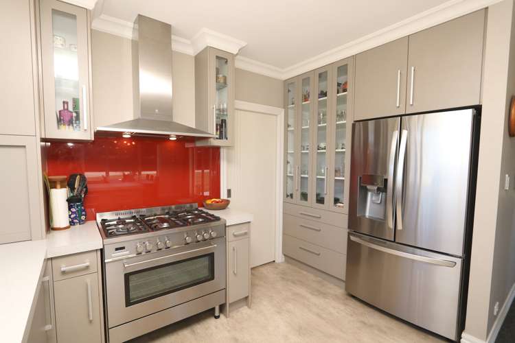 141 Milton Road South Elgin_4