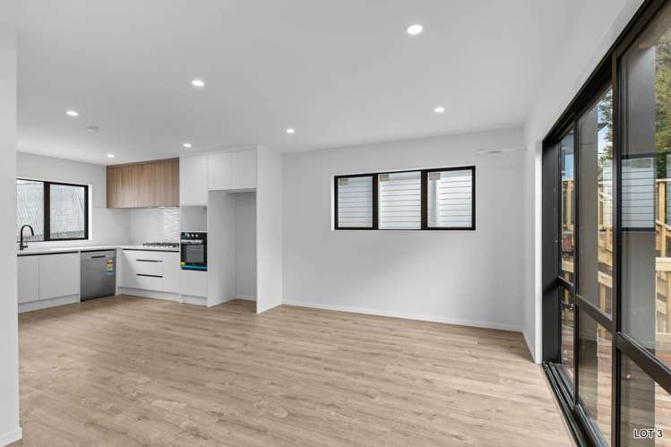 127 Glengarry Road Glen Eden_10