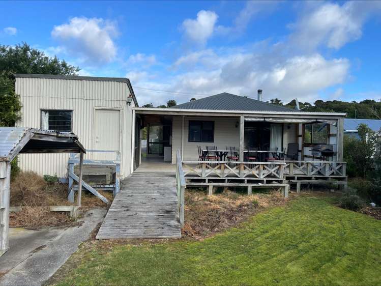 17 Wratten Road, Pounawea Owaka_17