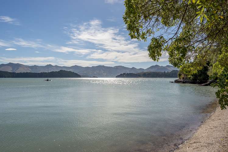 399 Marine Drive Charteris Bay_21
