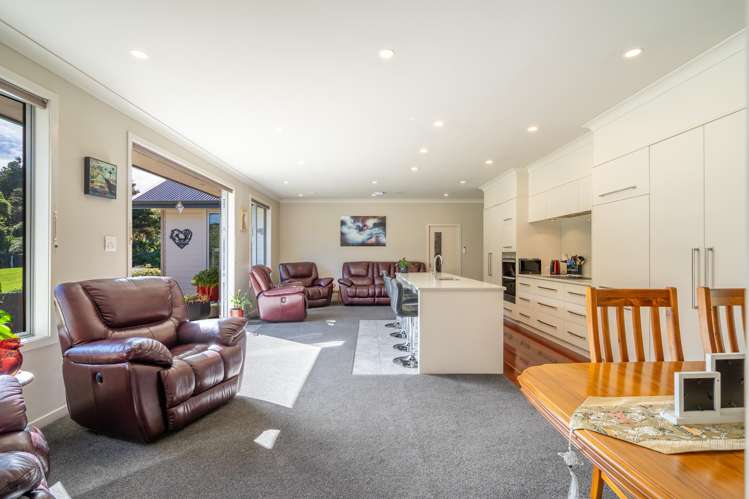 47 Matua Grove_4