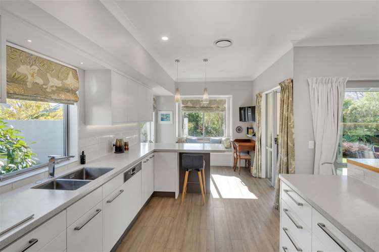 74 Garden Road Merivale_11