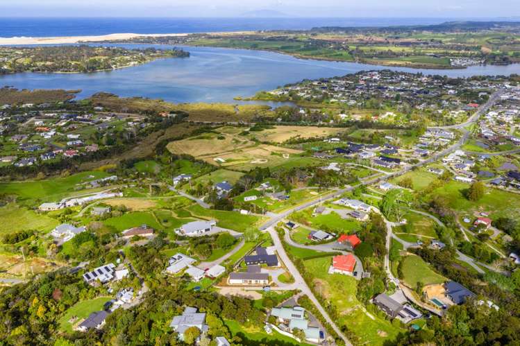 4 Pukeora Way Mangawhai_45
