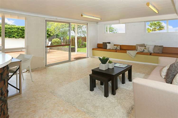 9 Eyre Street Henderson_13