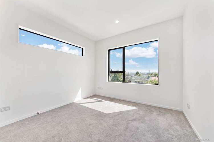 67 Divich Avenue Te Atatu South_6