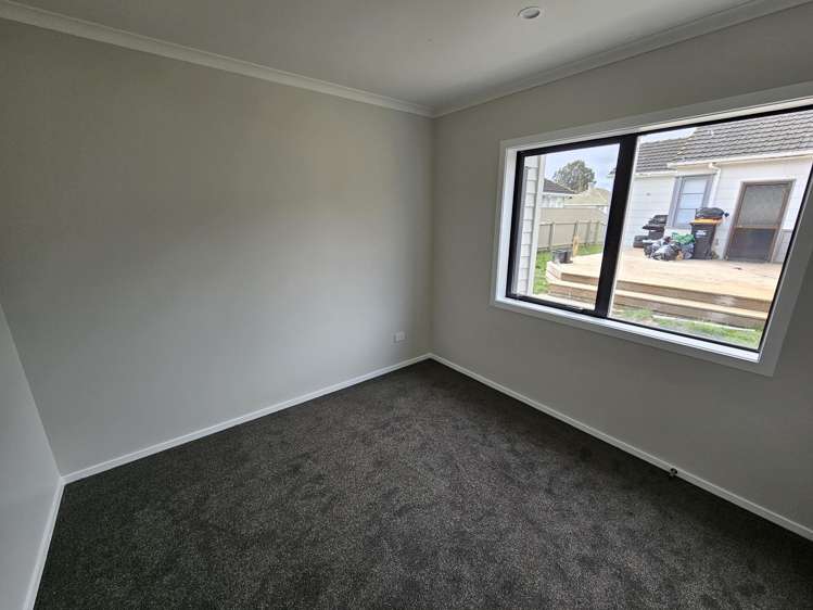 8A Upham Terrace Roslyn_5