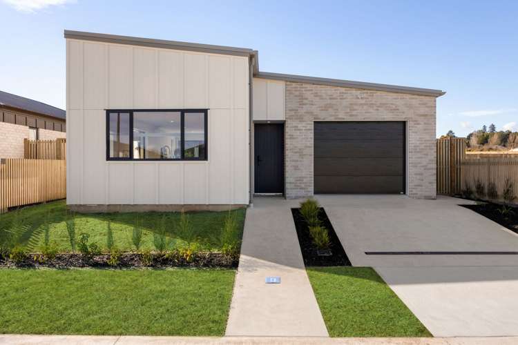 381 Waipiko Drive_0