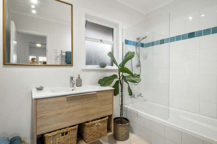 3 Spencer Terrace Hauraki_17