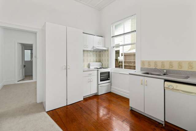 2/46 Kelmarna Avenue Herne Bay_2