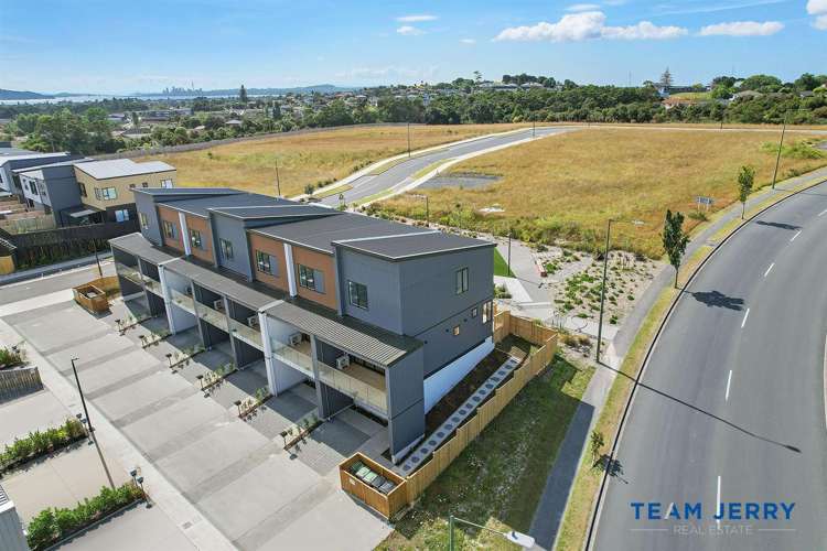 1 Heketara Way Westgate_24
