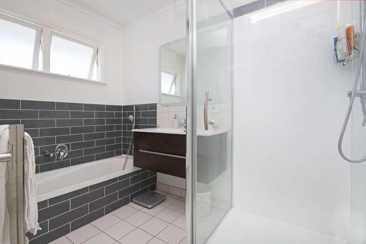 121 Hutchinsons Road Bucklands Beach_9