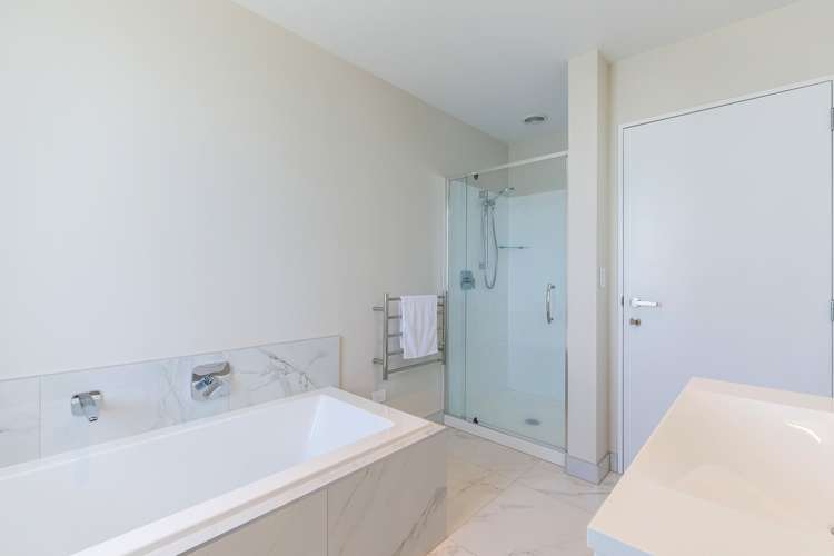 13 Watermill Lane Silverdale_18