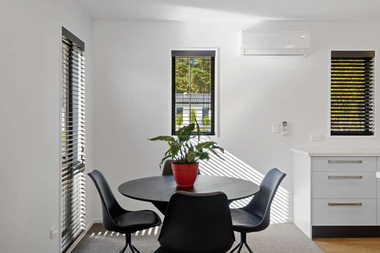 10 Kohunga Crescent Bottle Lake_7