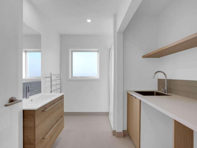 2/19A Silverwood Lane 11373_10