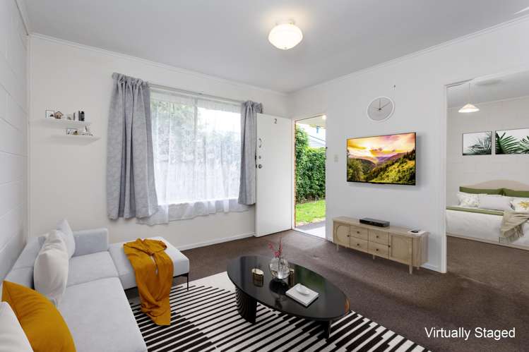 2/45 Willcott Street Mount Albert_1