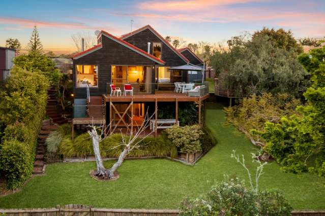 Your Own Farm Cove Retreat