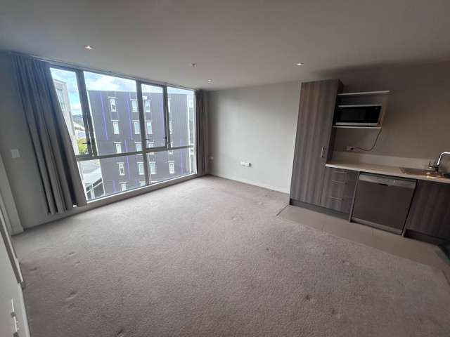 506/3 Rose Garden Lane Albany_4