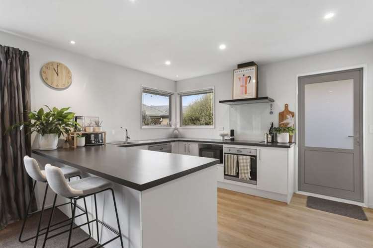 2/53 Donnington Street Parklands_3