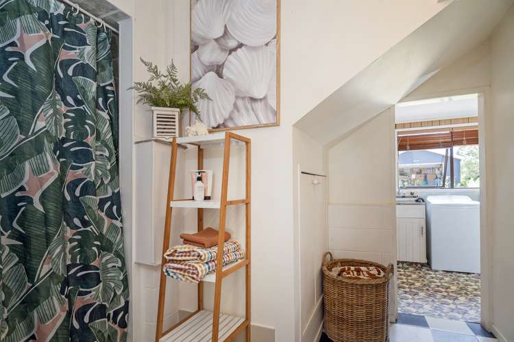 211 Mangakahia Drive Whangapoua_34