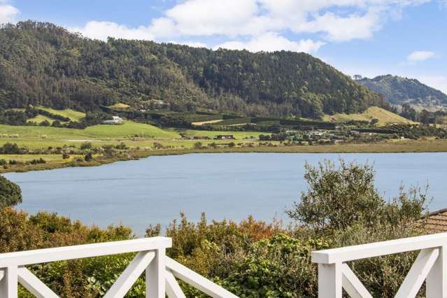 Incredible Harbour and Hill Views