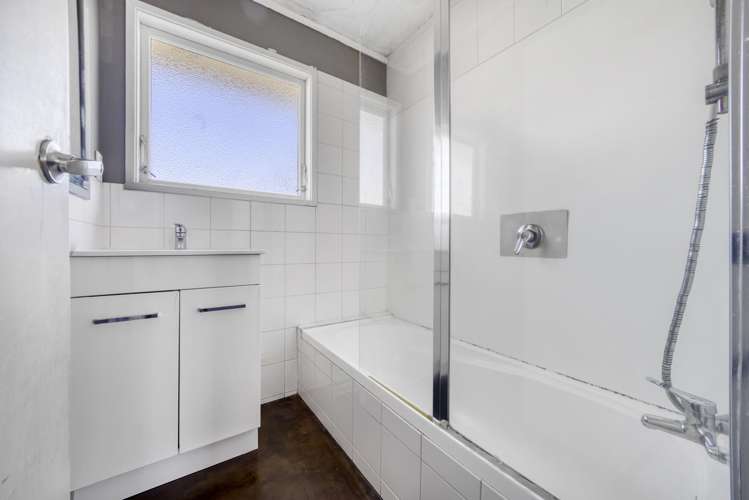 23 Winiata Terrace Papakura_10