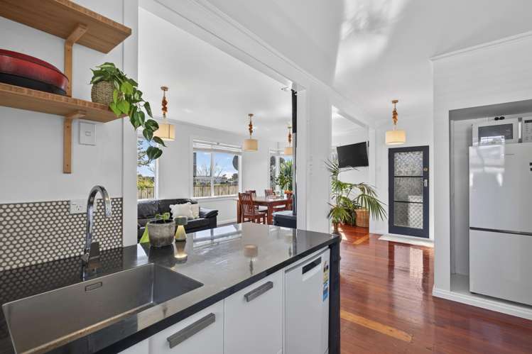 14 Carthew Street Okato_10