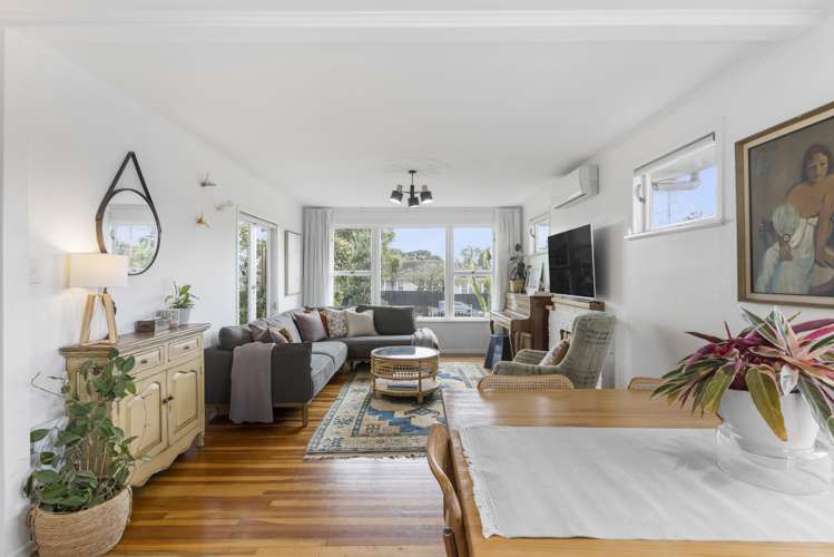 61 Glen Marine Parade Glendene_8