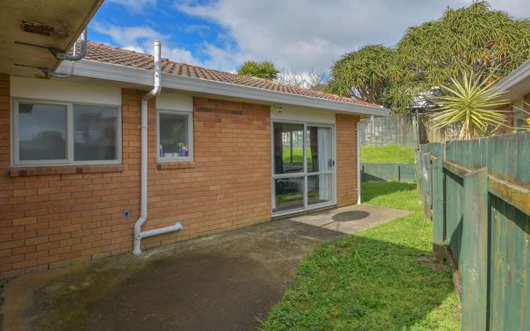 24 Pitt Avenue Clendon Park_14