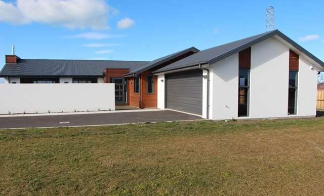 2 Lochern Rise Marchwiel_1