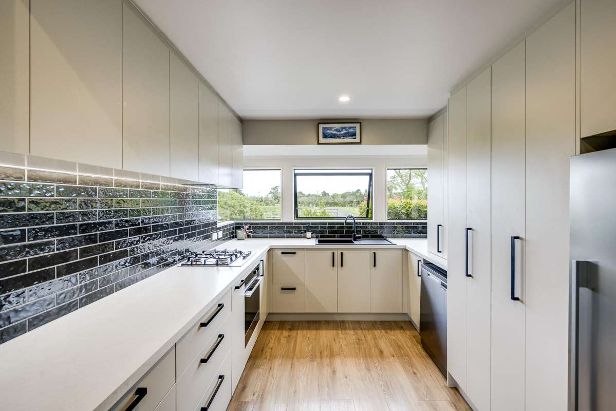 34 Tuki Tuki Road_3