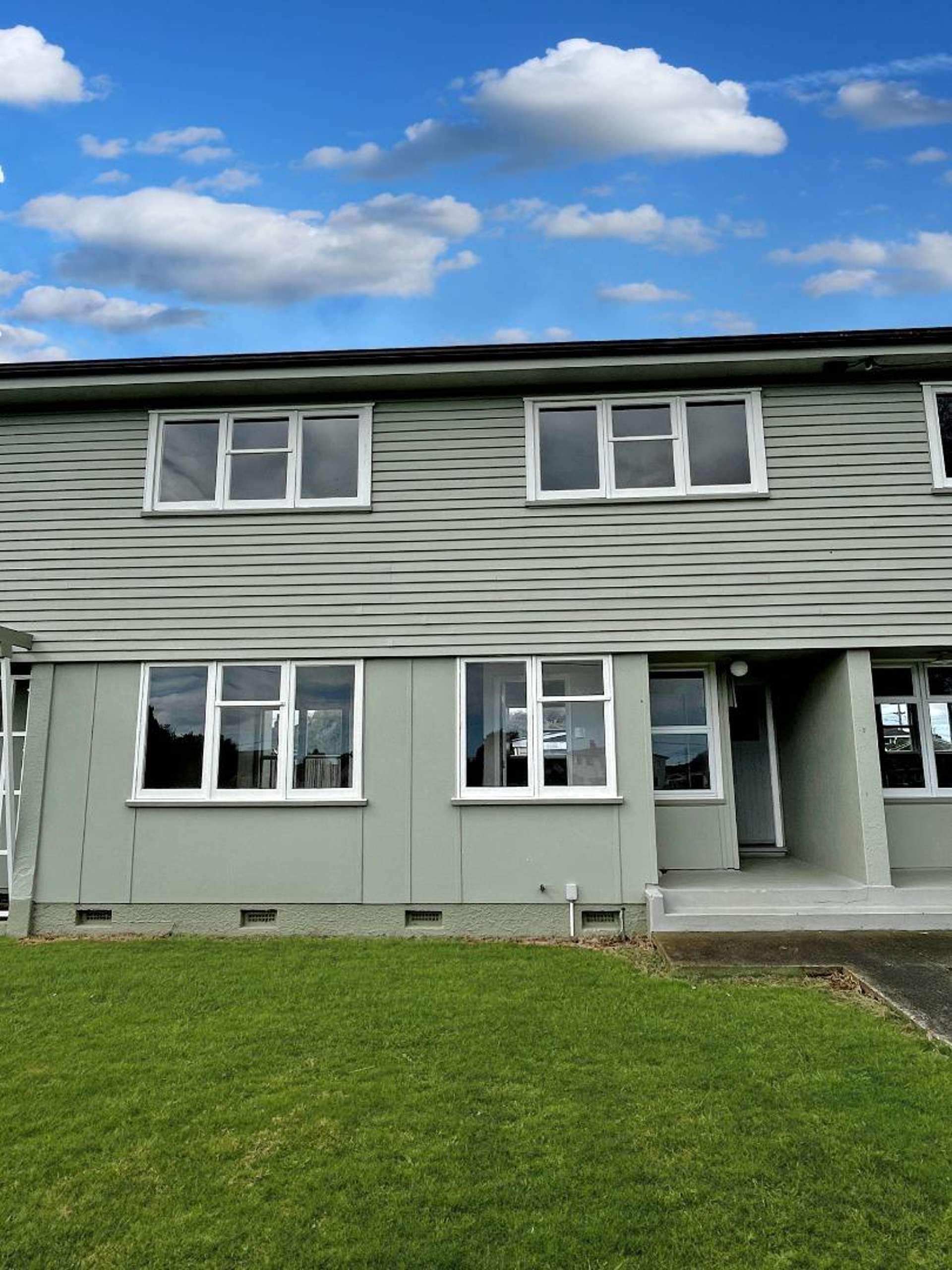 22 Devon Crescent 10985_0