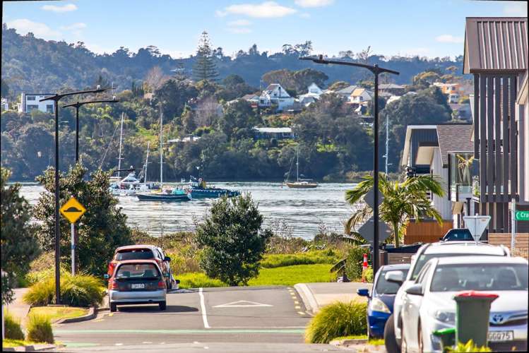 32 Observation Green Hobsonville_28