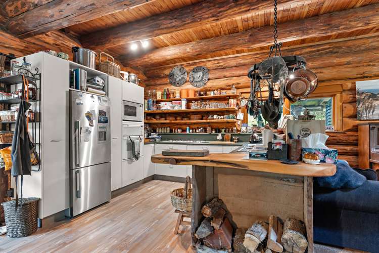 1321 Pack Spur Road Mataikona_5