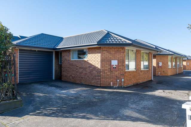 Five Freehold Flats, One Outstanding Opportunity
