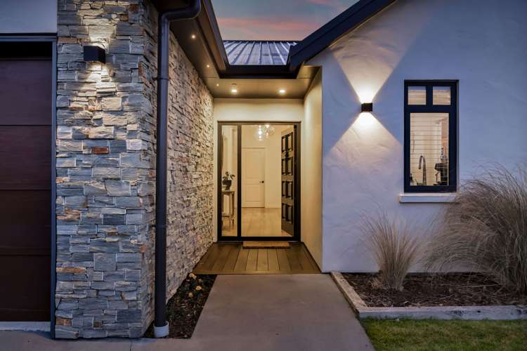 25 County Drive Hawera_3