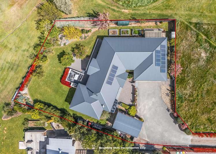 4 Pisa Moorings Road_5