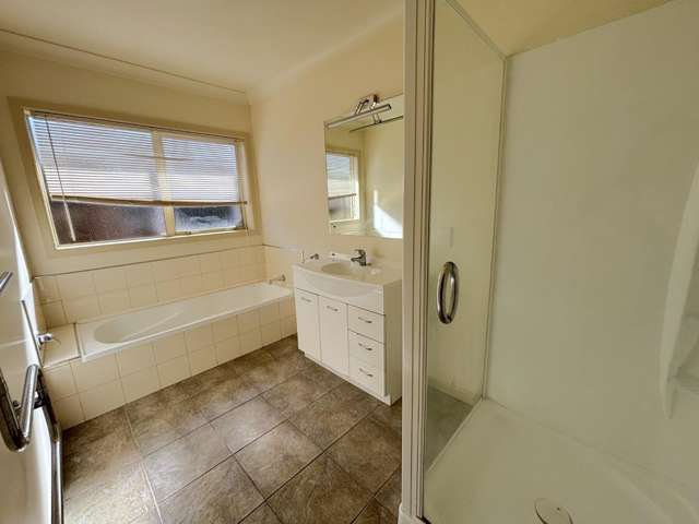 24 A Reeve Street 10516_3