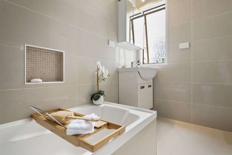 2/1 Mulberry Place Glenfield_17