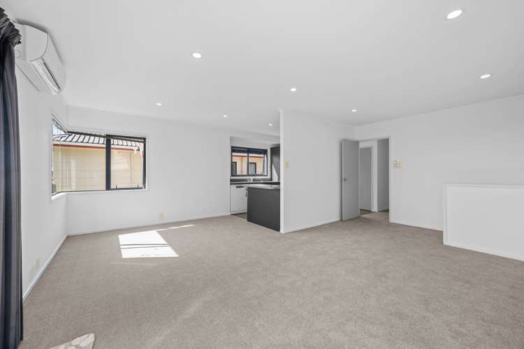 3/52 Agincourt Street Glenfield_8