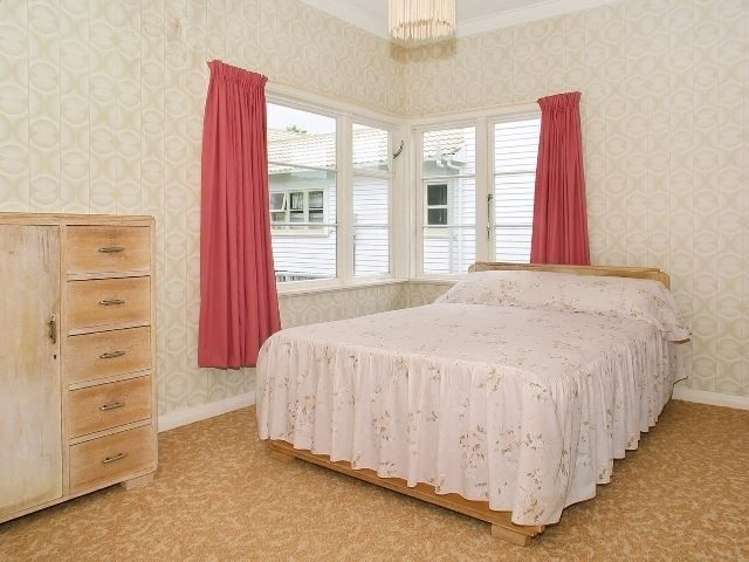 7a Romney Square Tawa_9