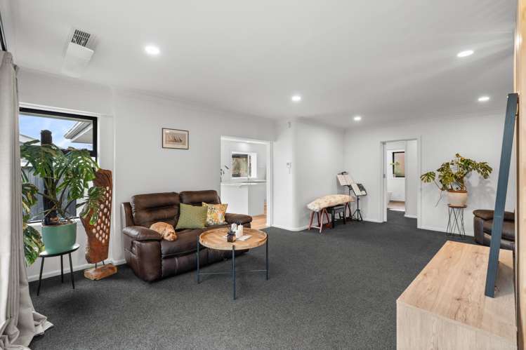 65 Burnside Crescent Burnside_1