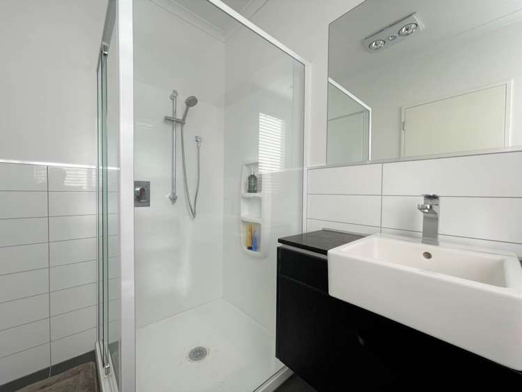 139 Barbarich Drive Stonefields_8