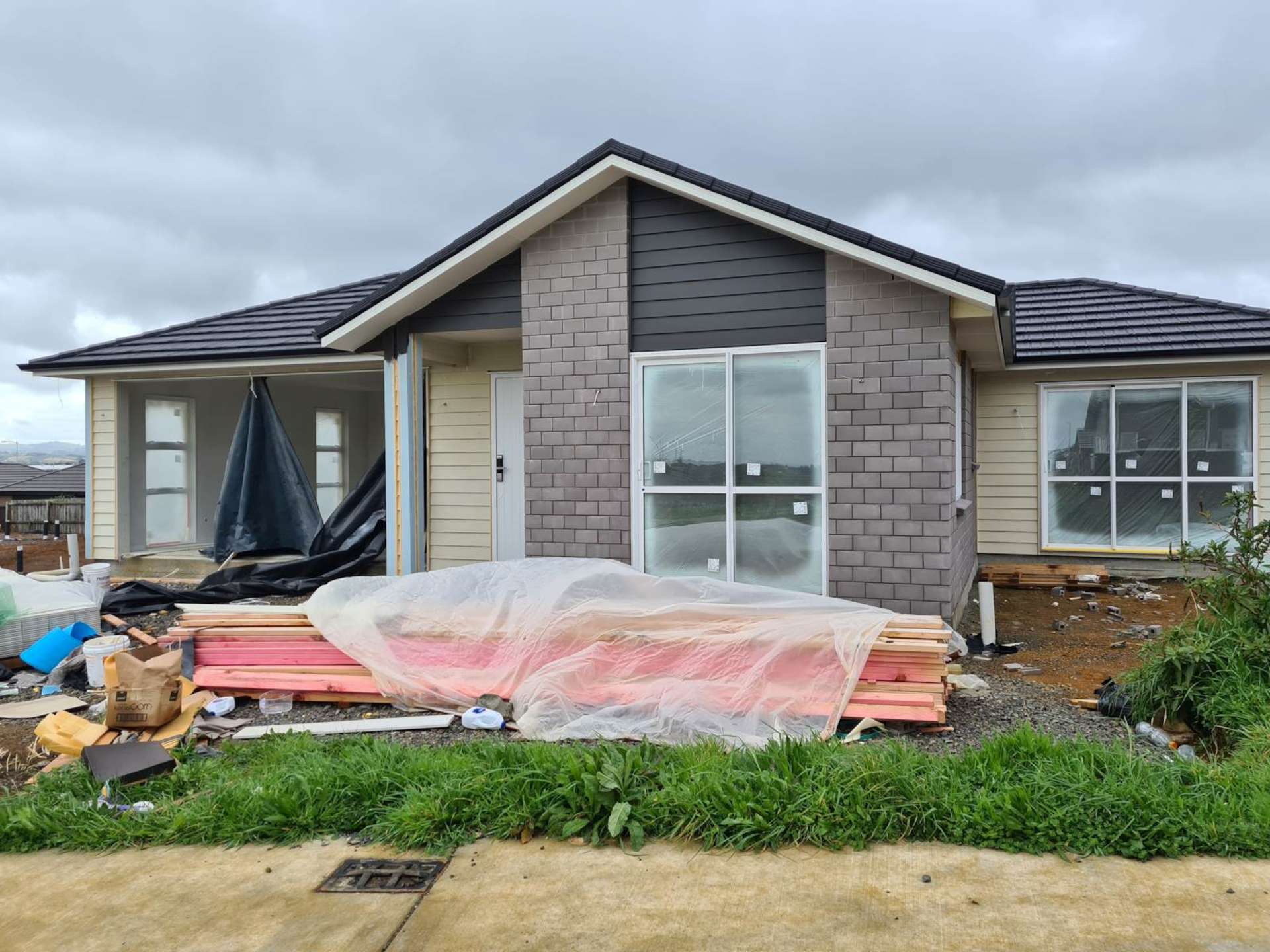 37 Rural View Terrace Pukekohe_0