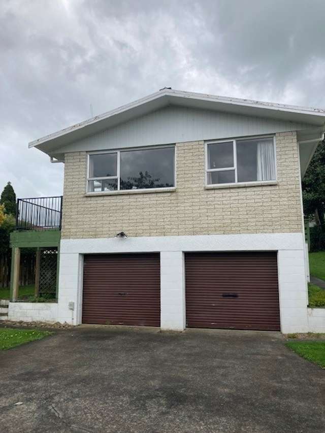 Three Bedroom Home with Large Section