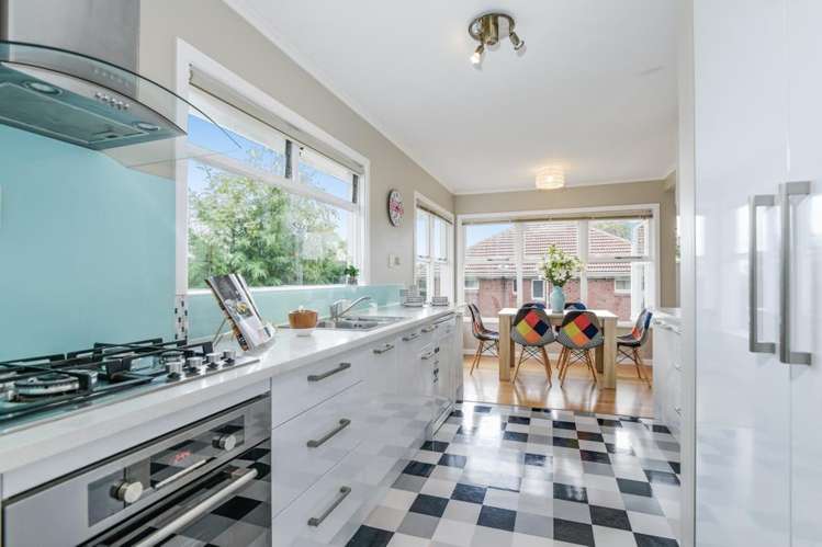 87 Rosier Road Glen Eden_2