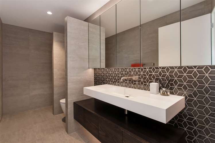 3 Inverness Lane Redcliffs_16
