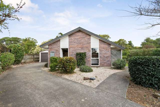 Don’t miss this Brightwater gem!