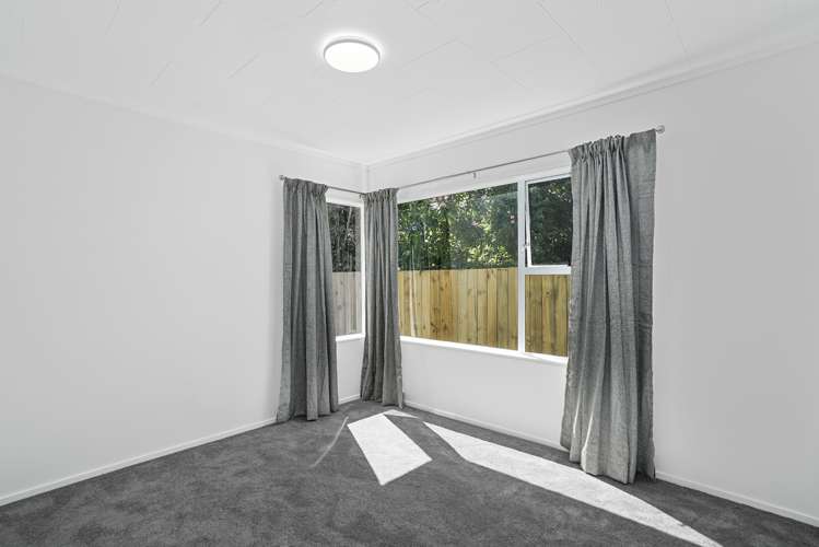 2/12 Matangi Street Stoke_8