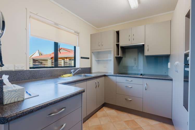 5 Ashford Mews Flagstaff_9